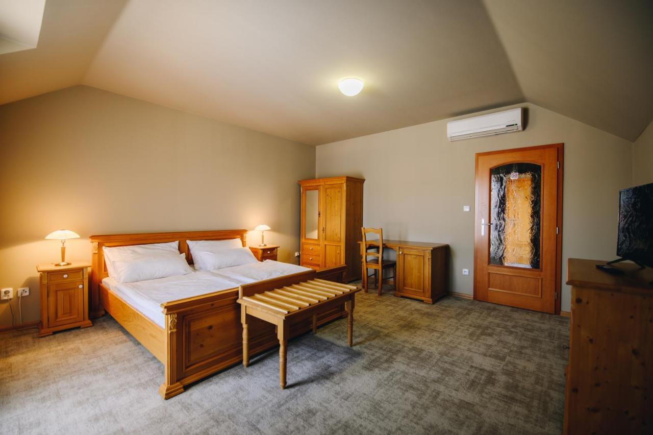 Vinum Coeli Hotel Dolni Kounice Exterior foto